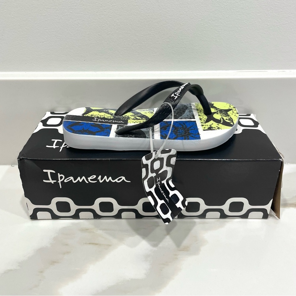 🔵3/$25 NEW Ipanema Flip Flop Sandal (size 9, 11 & 2)